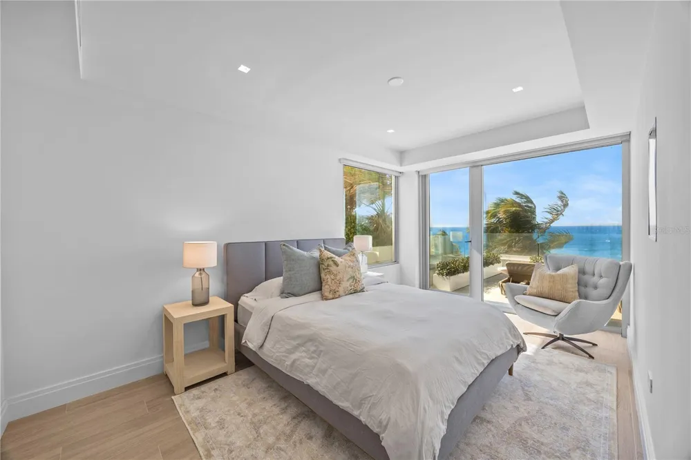 2 VENDIG STREET San Juan, PR 00907
