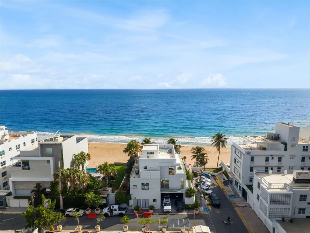 2 VENDIG STREET San Juan, PR 00907