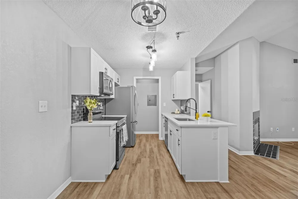 10265 GANDY BOULEVARD #1406 St Petersburg, FL 33702