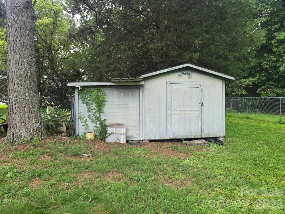 613 Staley Street Troy, NC 27371