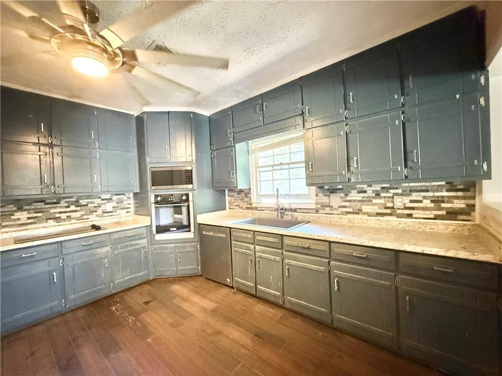 6371 Washington Street Union City, GA 30291