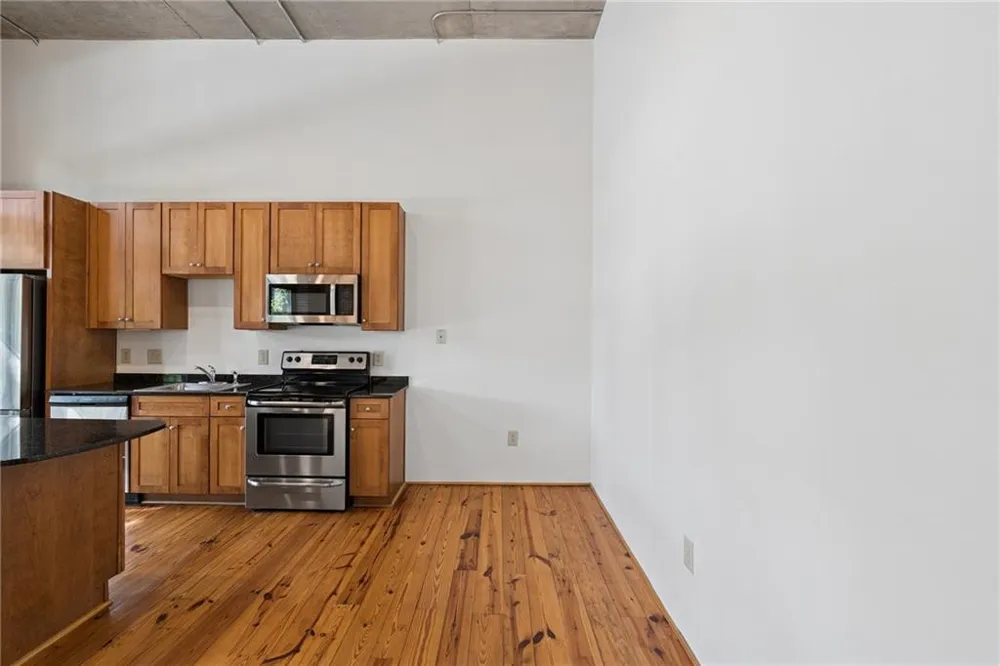 6105 Blue Stone Road #101 Sandy Springs, GA 30328