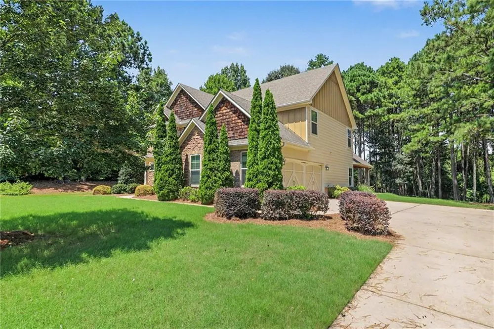 106 Waterlace Way Fayetteville, GA 30215