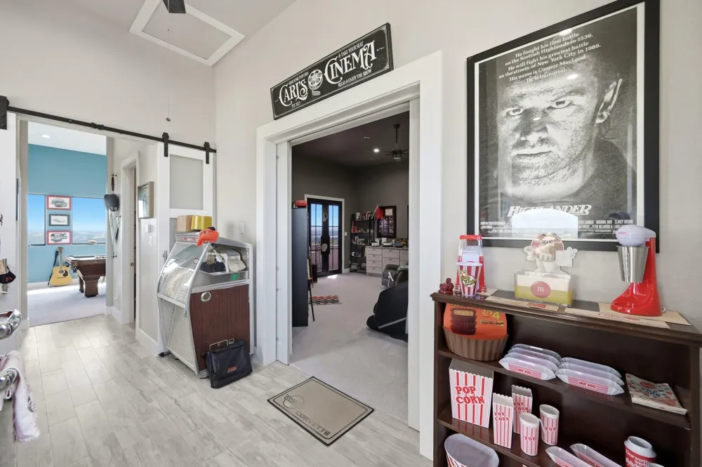 2160 Senora Ridge Canyon Lake, TX 78133