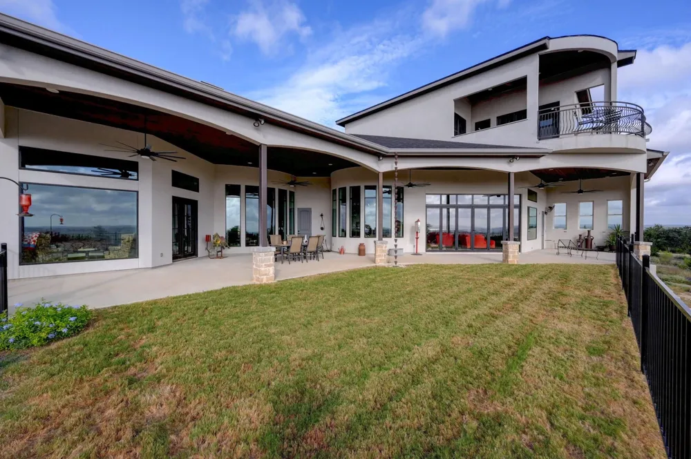 2160 Senora Ridge Canyon Lake, TX 78133