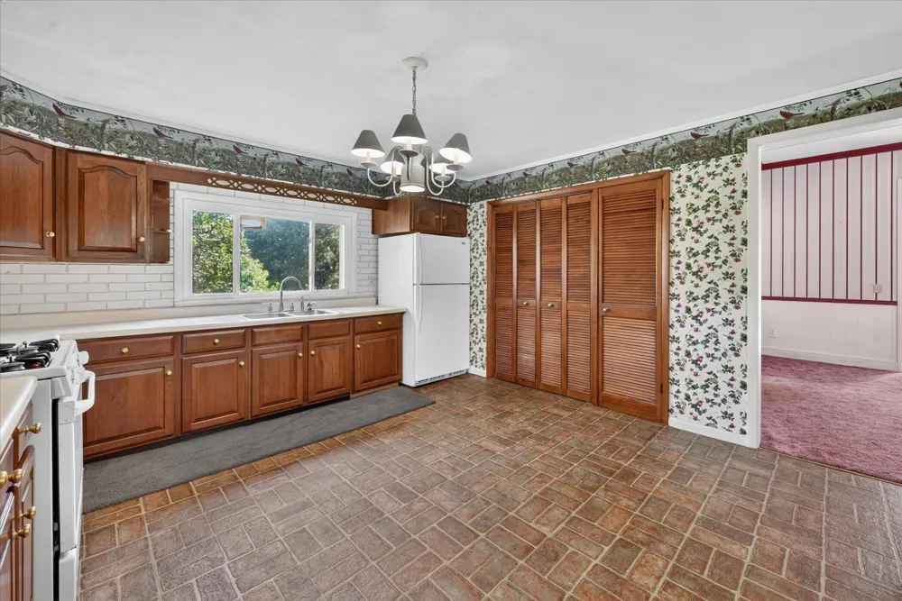 18541 26 1/2 Mile Road Albion, MI 49224