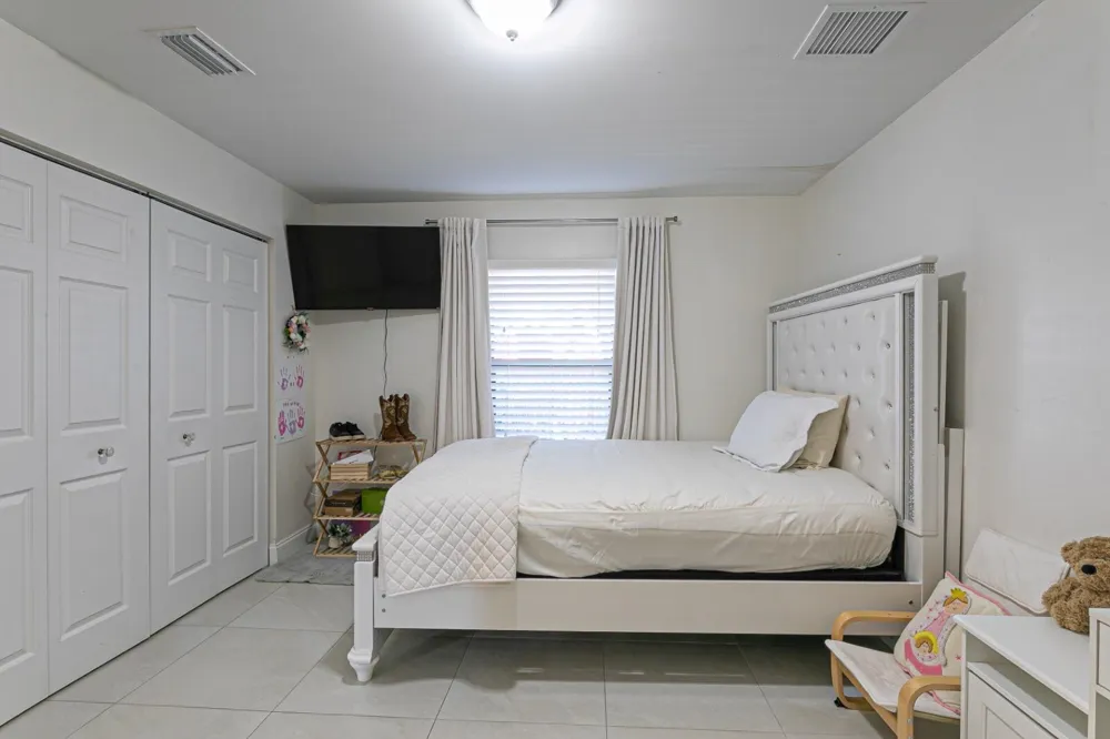 5803 Lime Road West Palm Beach, FL 33413
