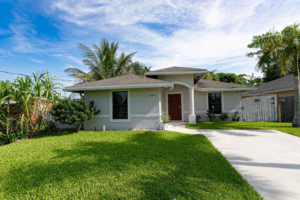 5803 Lime Road West Palm Beach, FL 33413