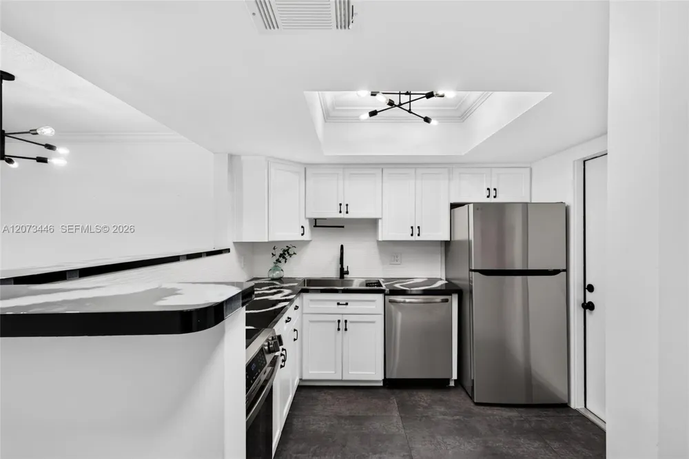 899 SE 2nd Ave #220 Deerfield Beach, FL 33441
