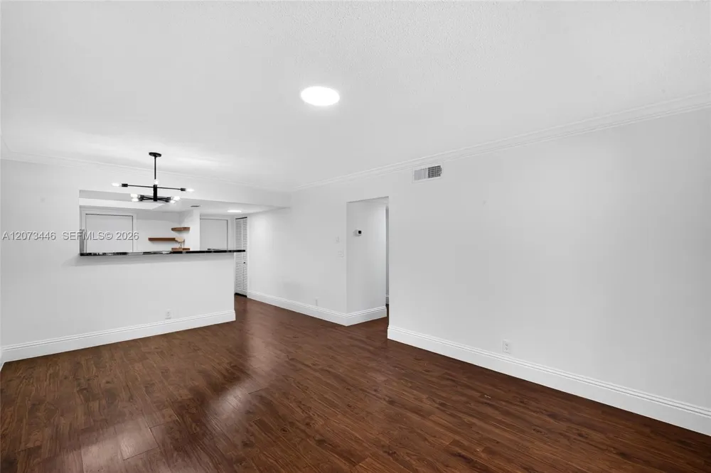 899 SE 2nd Ave #220 Deerfield Beach, FL 33441