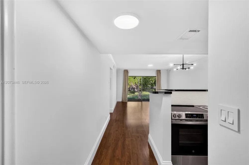 899 SE 2nd Ave #220 Deerfield Beach, FL 33441