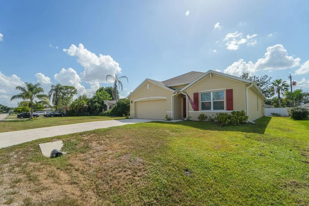 619 BALBOA STREET Sebastian, FL 32958