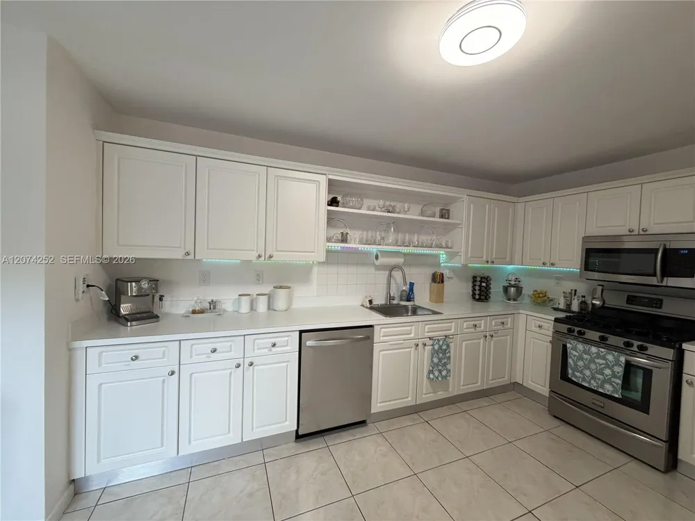 15316 SW 111th St Miami, FL 33196