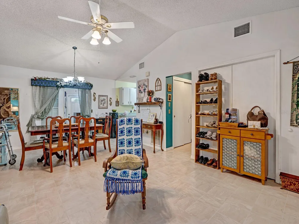 10227 GIFFORD DRIVE Spring Hill, FL 34608