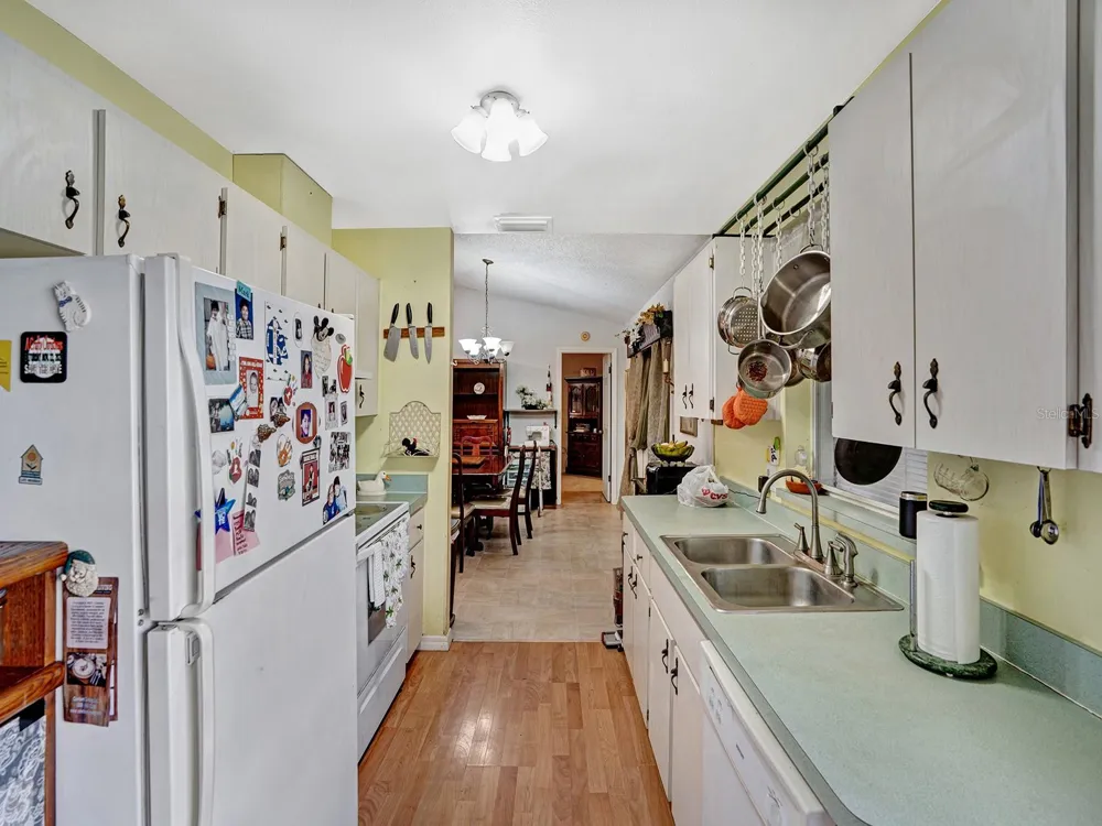 10227 GIFFORD DRIVE Spring Hill, FL 34608