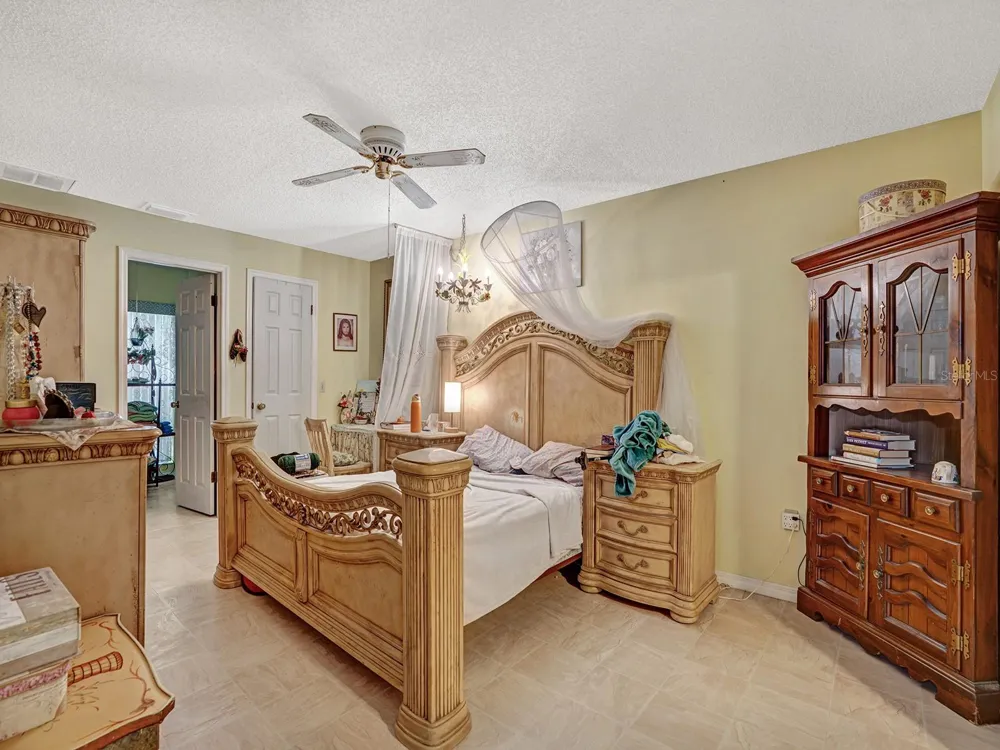 10227 GIFFORD DRIVE Spring Hill, FL 34608