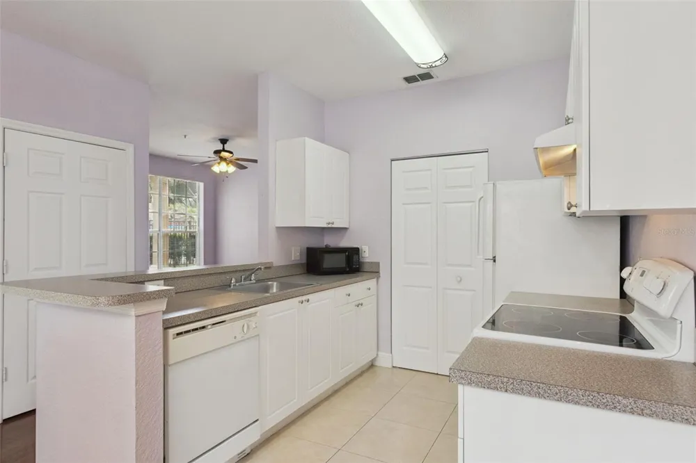 832 GRAND REGENCY POINTE POINT #105 Altamonte Springs, FL 32714