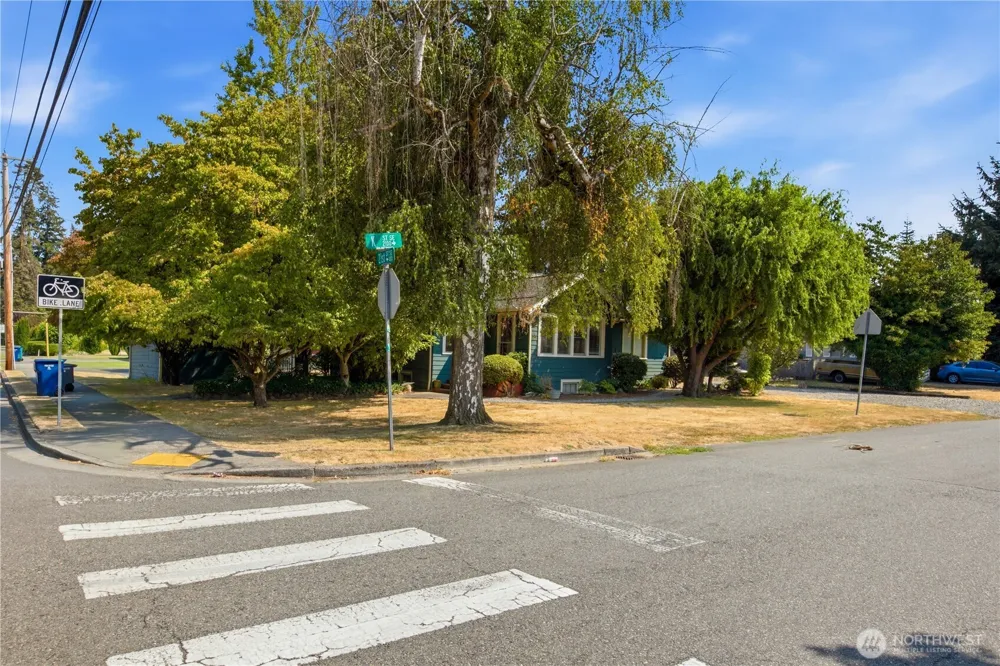 1002 21st Street SE Auburn, WA 98002