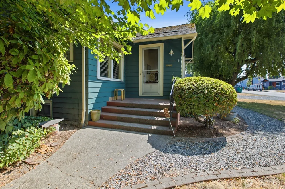 1002 21st Street SE Auburn, WA 98002