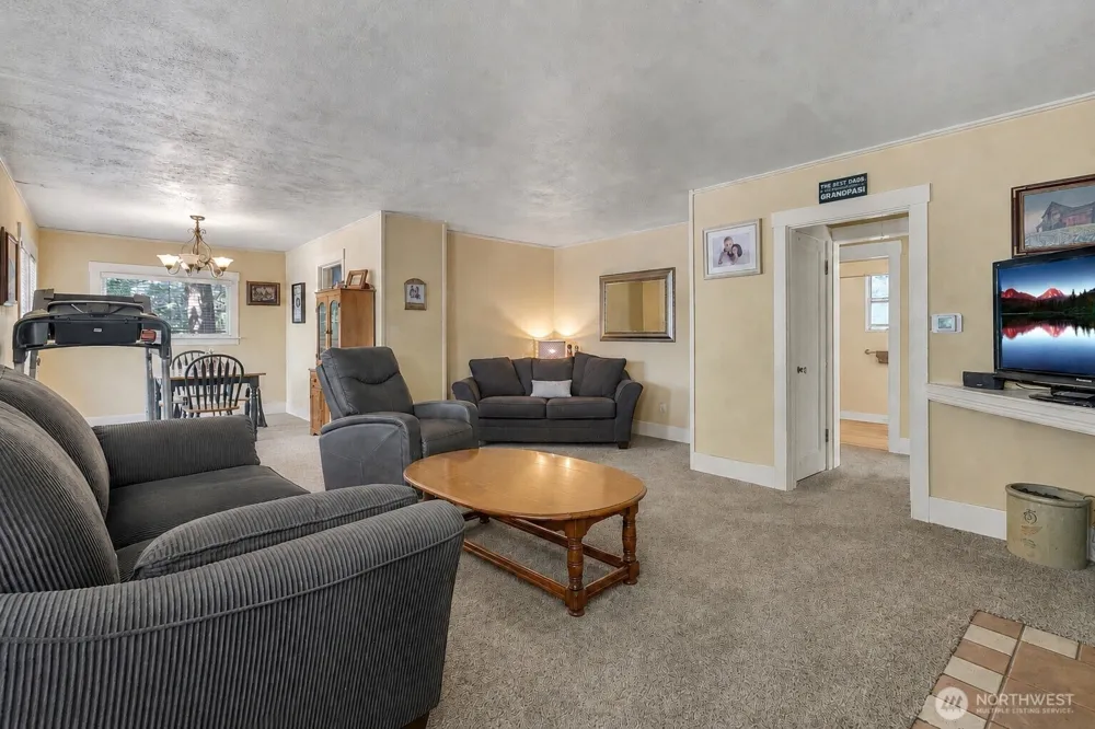 1002 21st Street SE Auburn, WA 98002