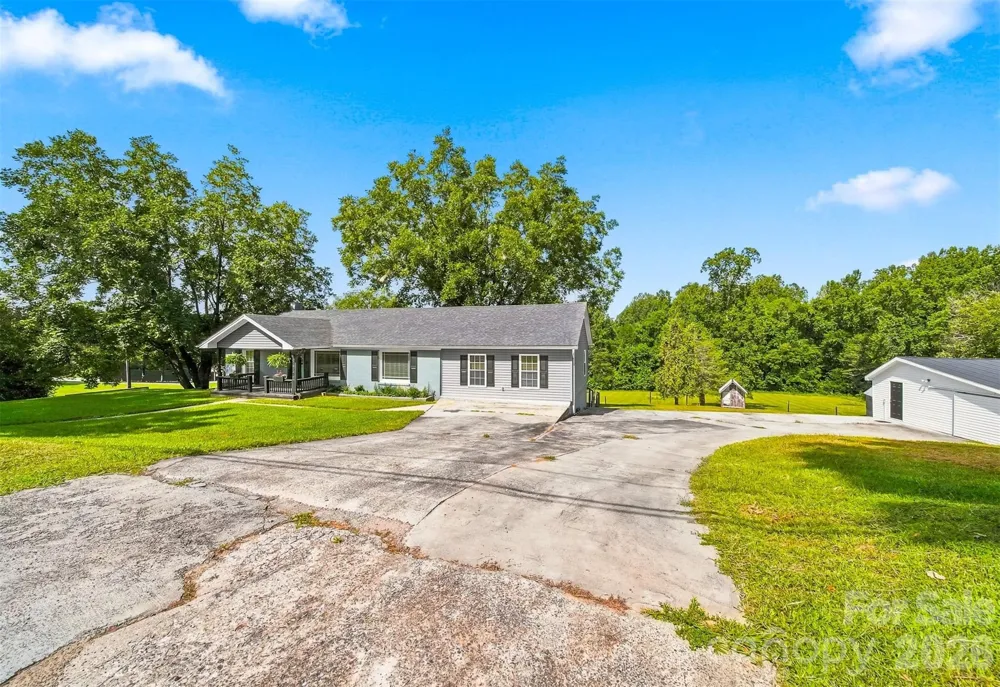 1164 Bradford Mountain Road Lenoir, NC 28645