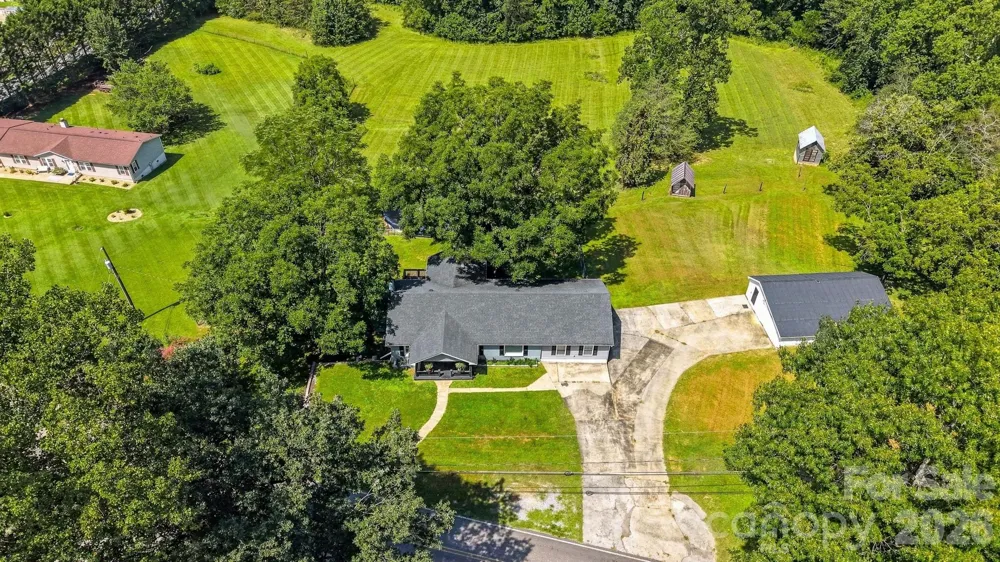 1164 Bradford Mountain Road Lenoir, NC 28645