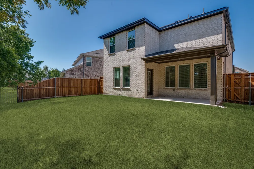 2504 Flaxfield Lane Forney, TX 75126
