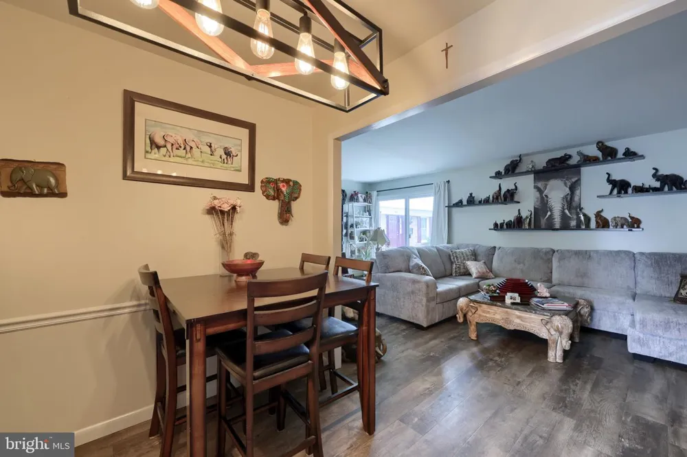 430 W CHOCOLATE AVENUE Hershey, PA 17033