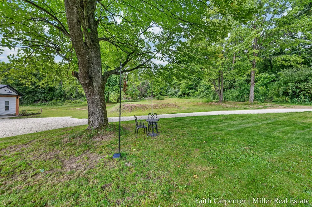 7911 Keller Road Delton, MI 49046