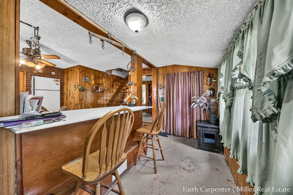 7911 Keller Road Delton, MI 49046