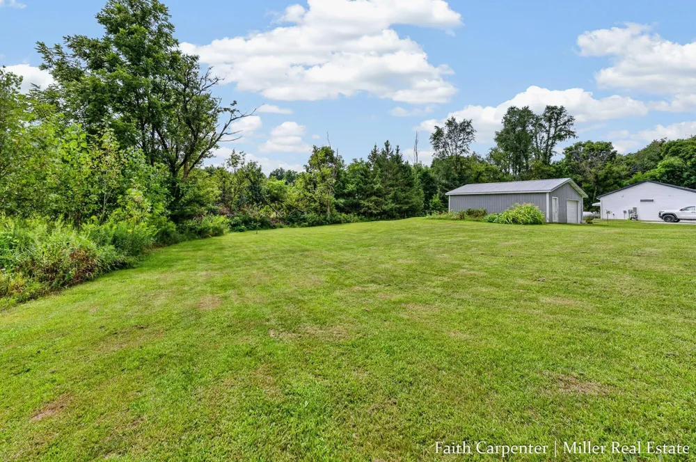 7911 Keller Road Delton, MI 49046