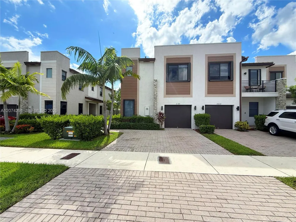 20610 NE 2nd Ct Miami, FL 33179