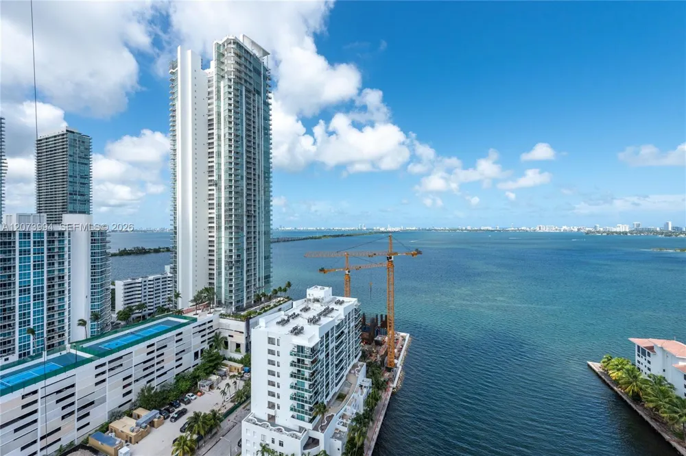 460 NE 28th St #2202 Miami, FL 33137