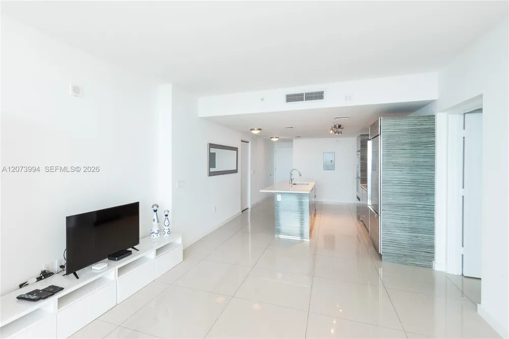 460 NE 28th St #2202 Miami, FL 33137