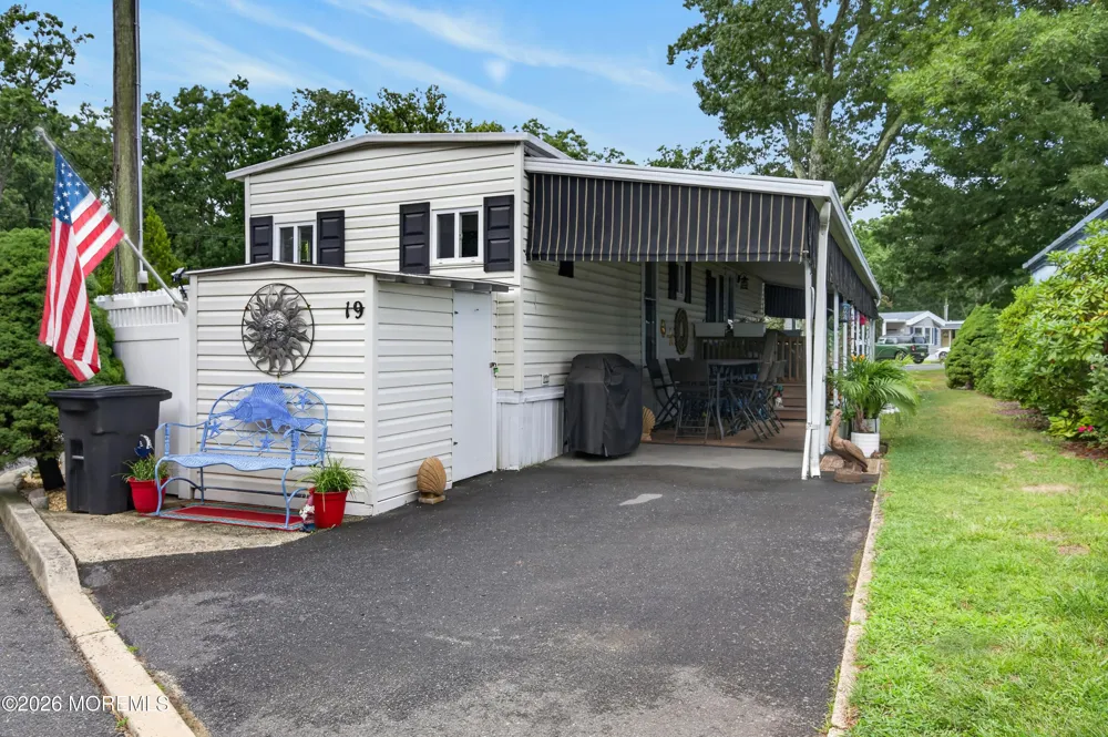 1919 Atlantic Avenue #19 Manasquan, NJ 08736