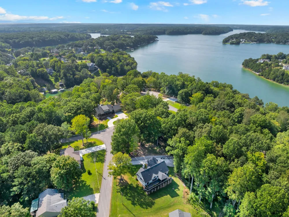 27 Shady Cove Ln Winchester, TN 37398