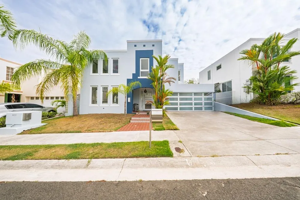 LF 114 VIA PARIS Trujillo Alto, PR 00976
