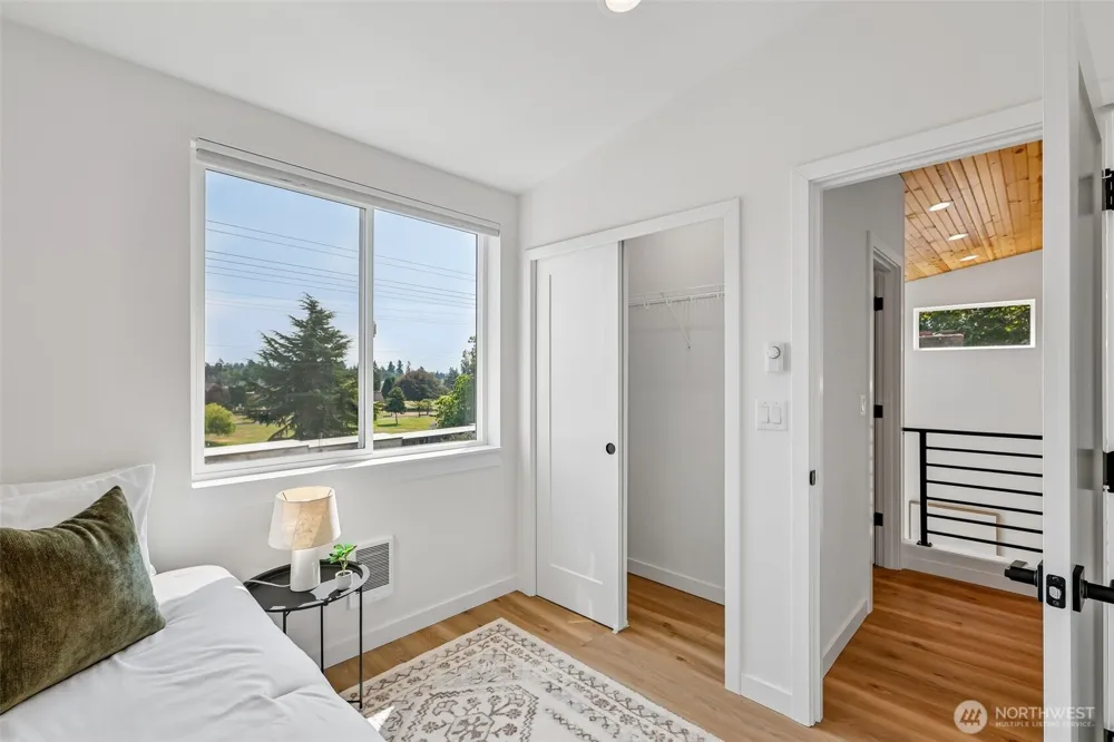 12038 Park Avenue Seattle, WA 98133