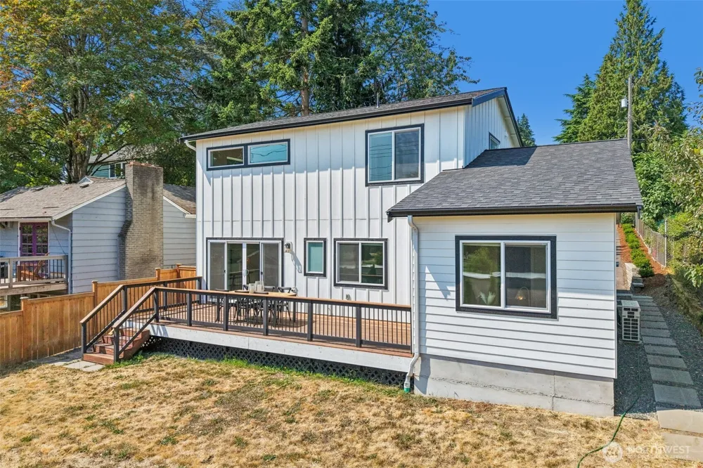 12038 Park Avenue Seattle, WA 98133