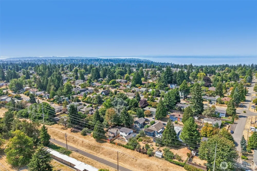 12038 Park Avenue Seattle, WA 98133