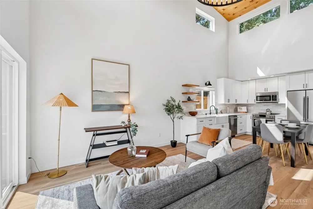 12038 Park Avenue Seattle, WA 98133