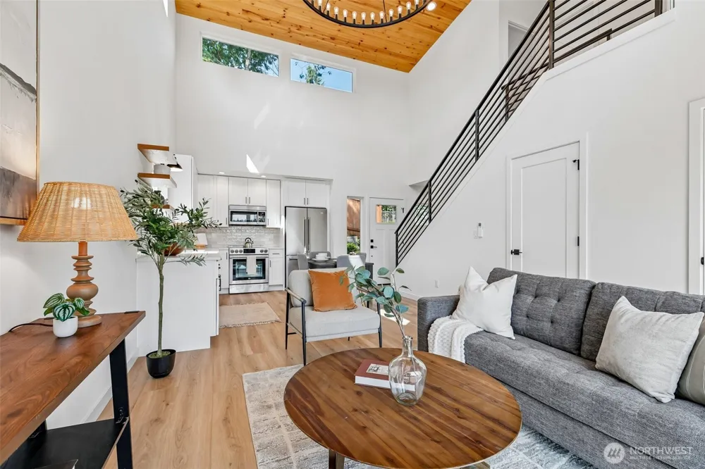 12038 Park Avenue Seattle, WA 98133