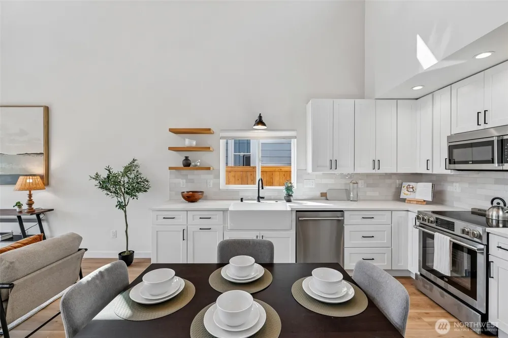 12038 Park Avenue Seattle, WA 98133