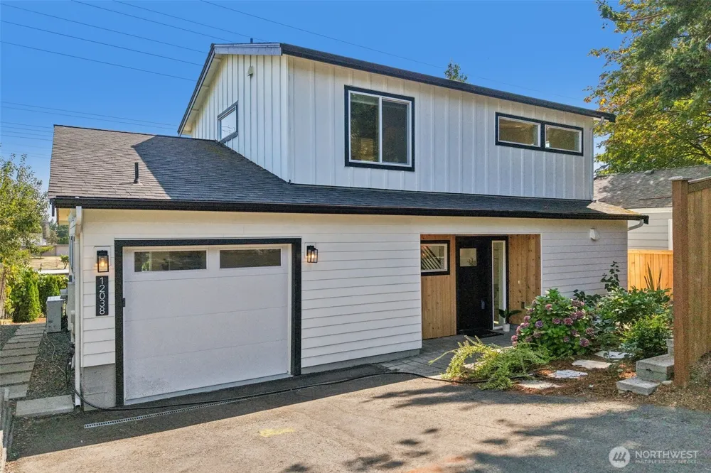 12038 Park Avenue Seattle, WA 98133