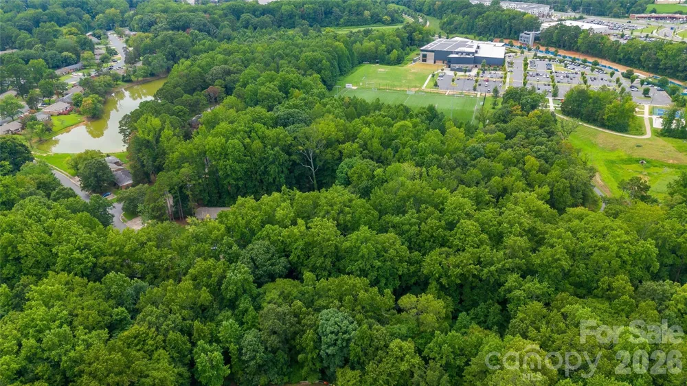 4601 Highlake Drive Charlotte, NC 28215