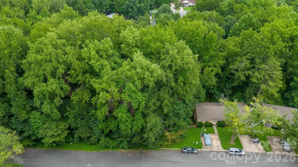 4613 Highlake Drive Charlotte, NC 28215