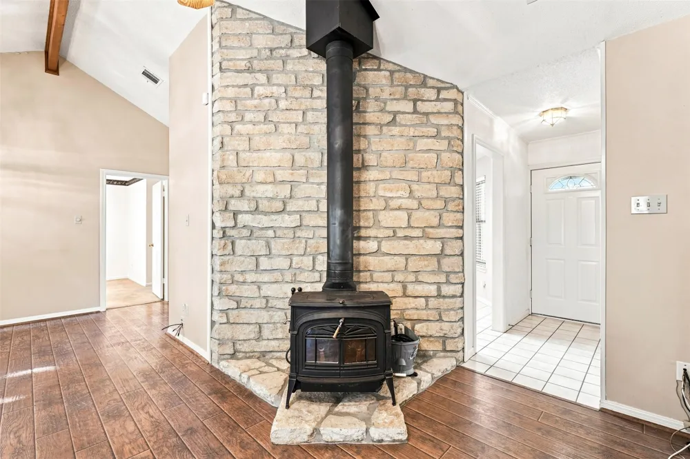342 Oak Drive Waco, TX 76705