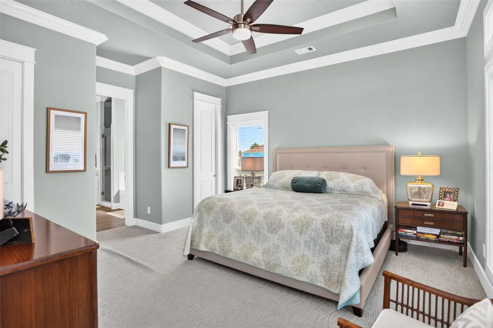 1335 Emerald Drive Crystal Beach, TX 77650