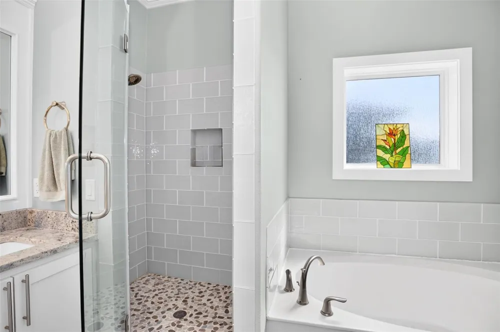 1335 Emerald Drive Crystal Beach, TX 77650