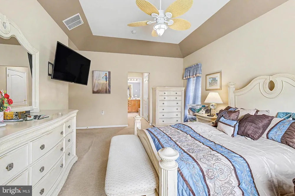 202 LANDER ROAD Egg Harbor Township, NJ 08234